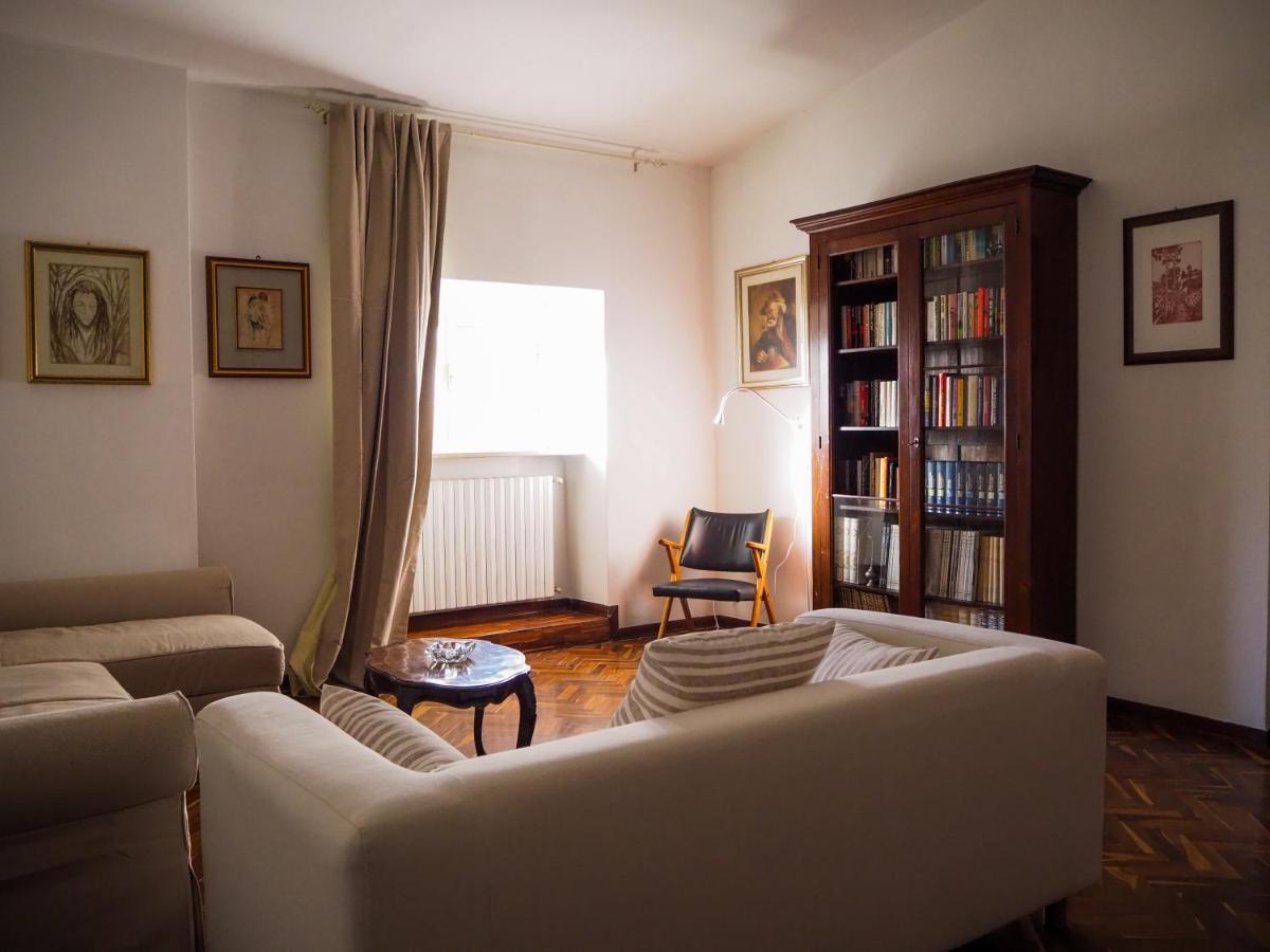 Terrazza Cavour Apartment Bari Bagian luar foto