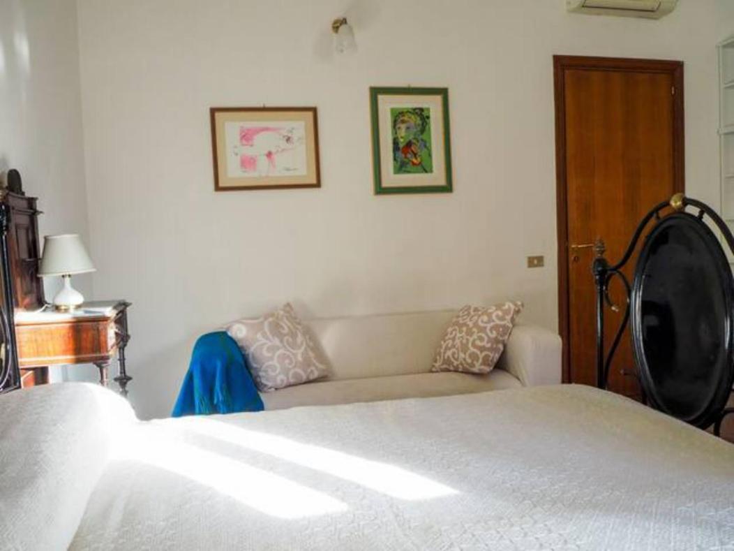 Terrazza Cavour Apartment Bari Bagian luar foto